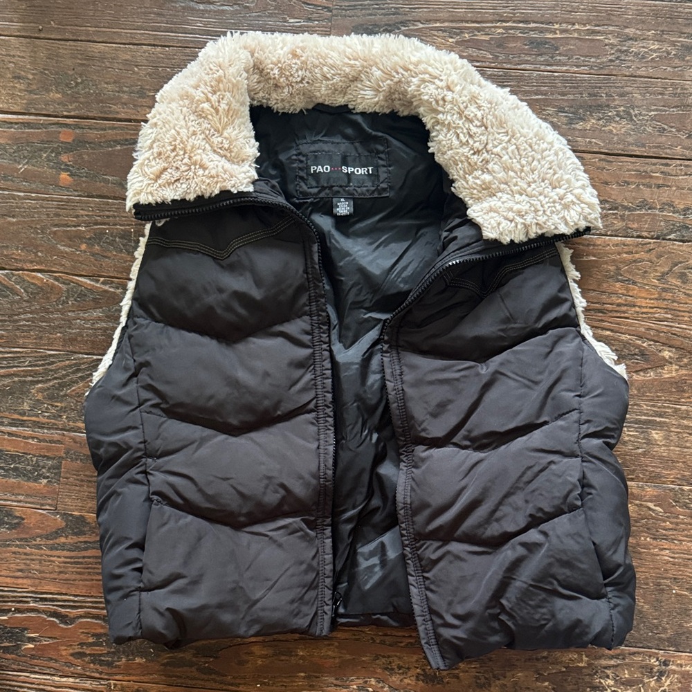 PAO + SPORT Black Puffer Vest with Cream Sherpa Lining